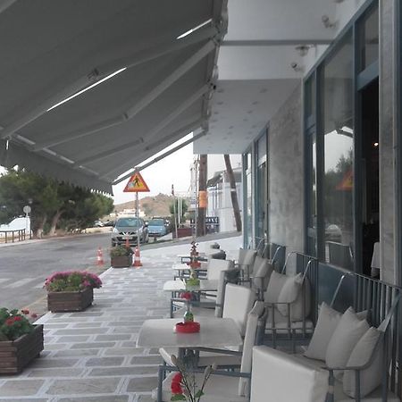 Asteria Hotel Tinos Bagian luar foto